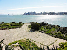 Load image into Gallery viewer, Alcatraz &amp; the Golden Gate Bridge to Sausalito Tour